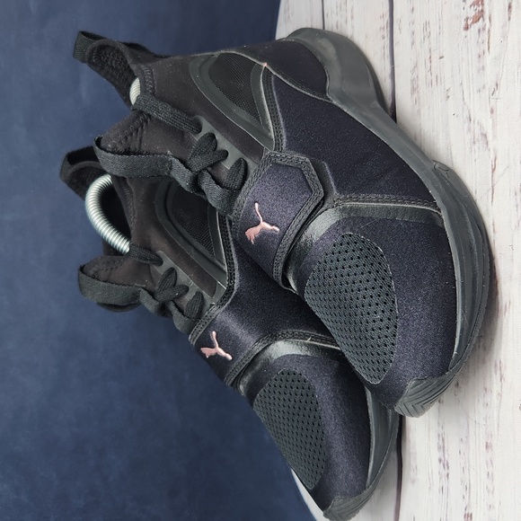 PUMA Phenom Black Pull On Sneakers Women's Size 6 - Picture 2 of 8